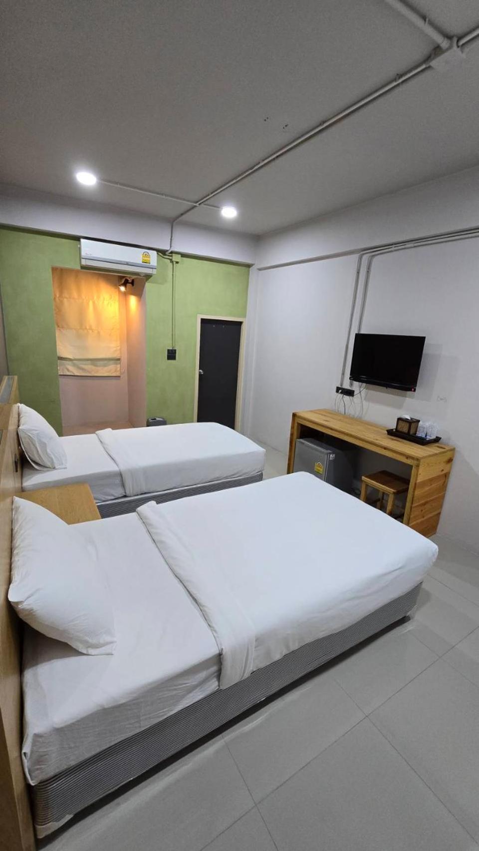 Jb Hotel Chiang Mai Exterior photo