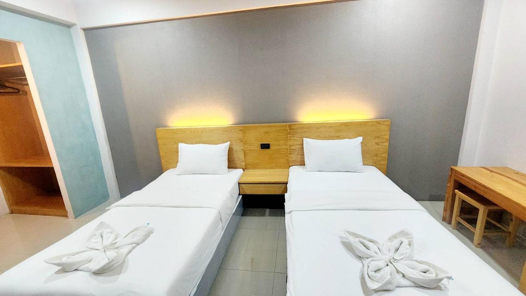 Jb Hotel Chiang Mai Exterior photo
